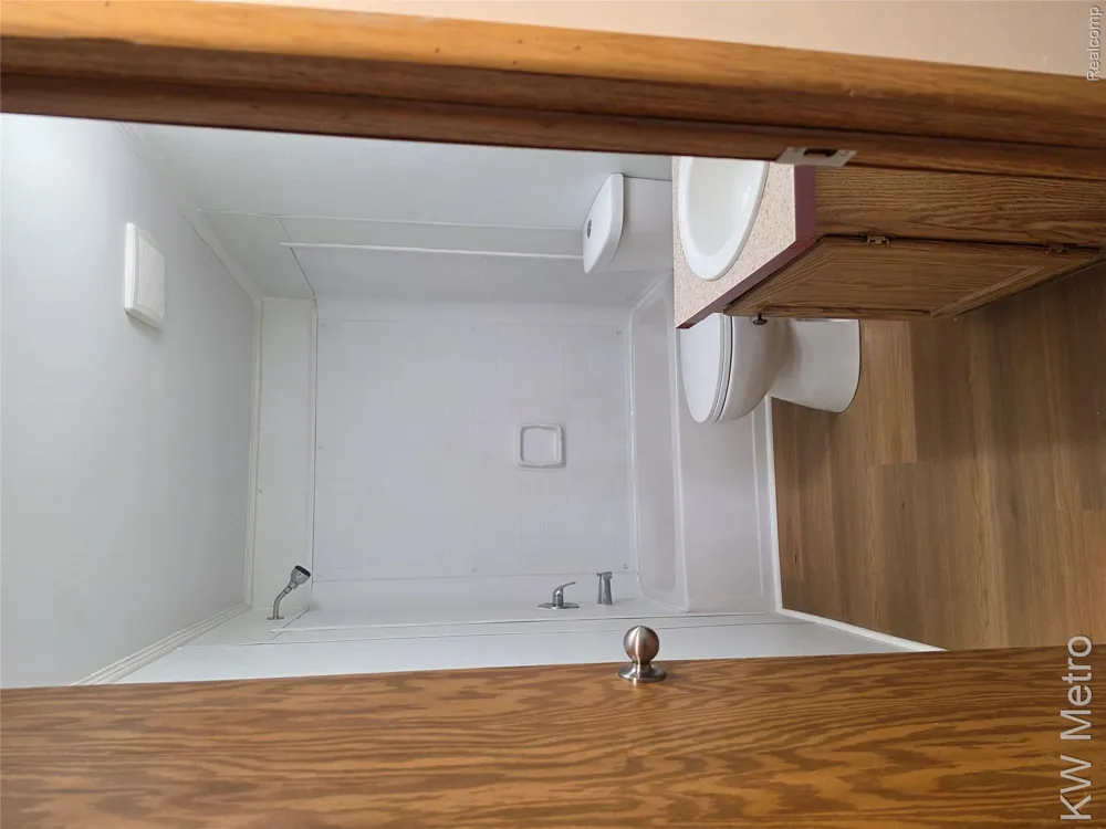 3520 Hogarth Avenue Flint Charter Township, MI 48532