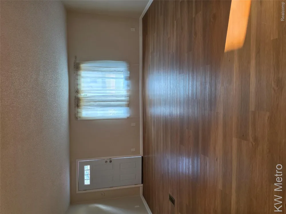 3520 Hogarth Avenue Flint Charter Township, MI 48532