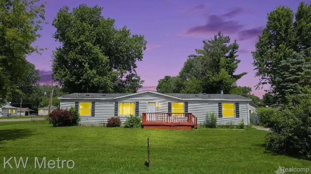 3520 Hogarth Avenue Flint Charter Township, MI 48532