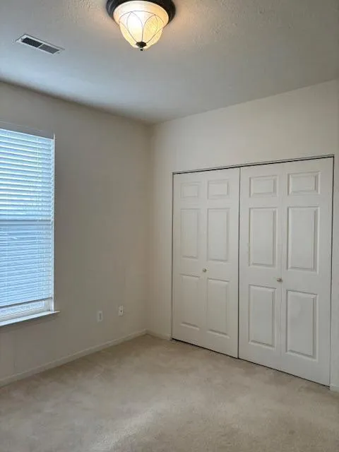 1452 Fox Pointe Circle Pittsfield Charter Township, MI 48108