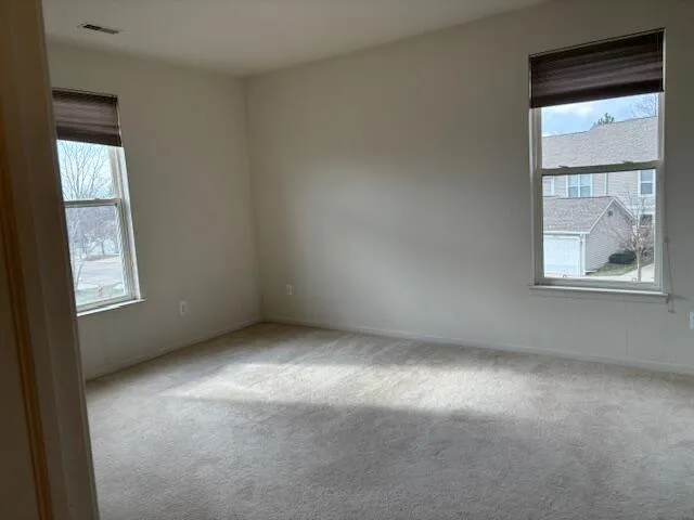 1452 Fox Pointe Circle Pittsfield Charter Township, MI 48108