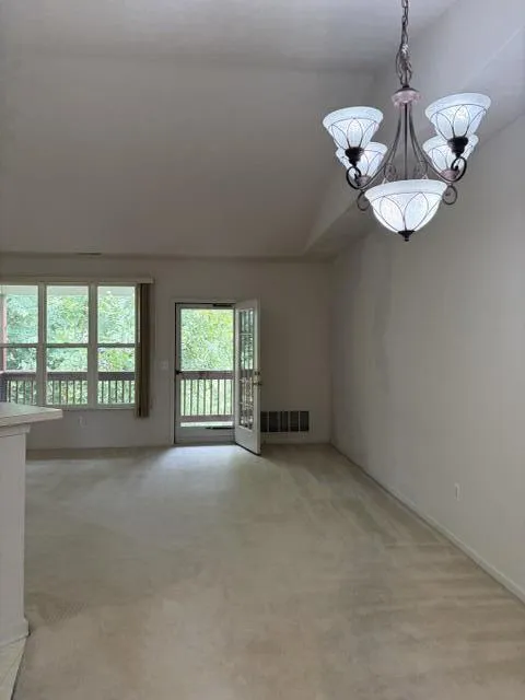 1452 Fox Pointe Circle Pittsfield Charter Township, MI 48108