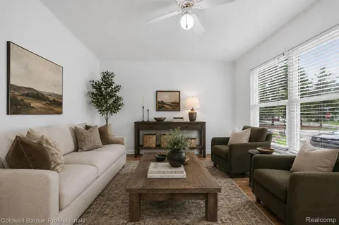 902 Little Hill Court
