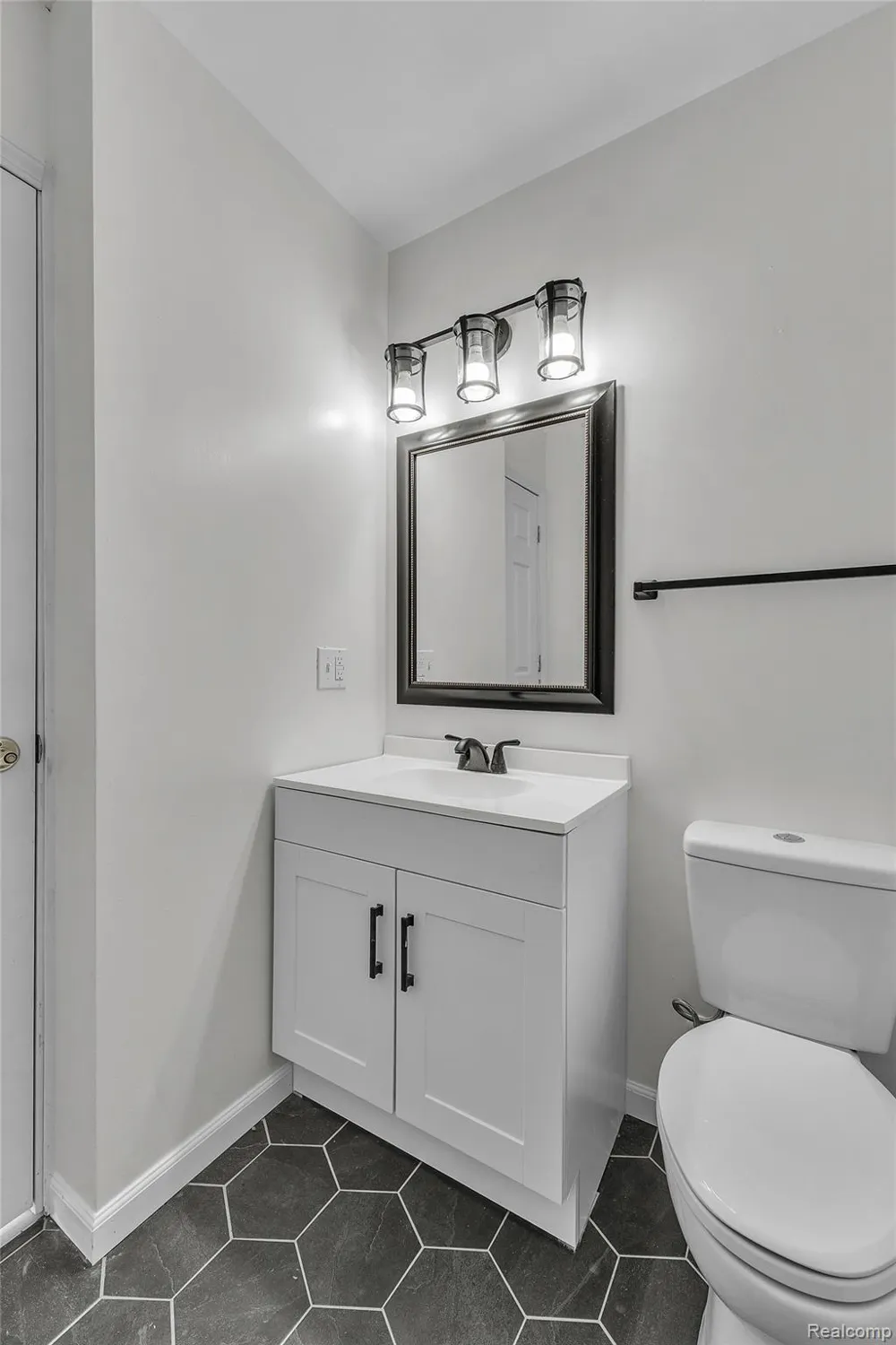 8165 Leonard Drive Holly Township, MI 48442