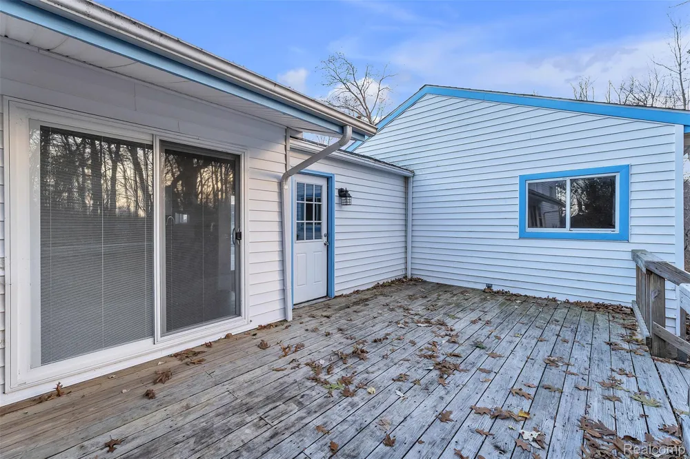 8165 Leonard Drive Holly Township, MI 48442