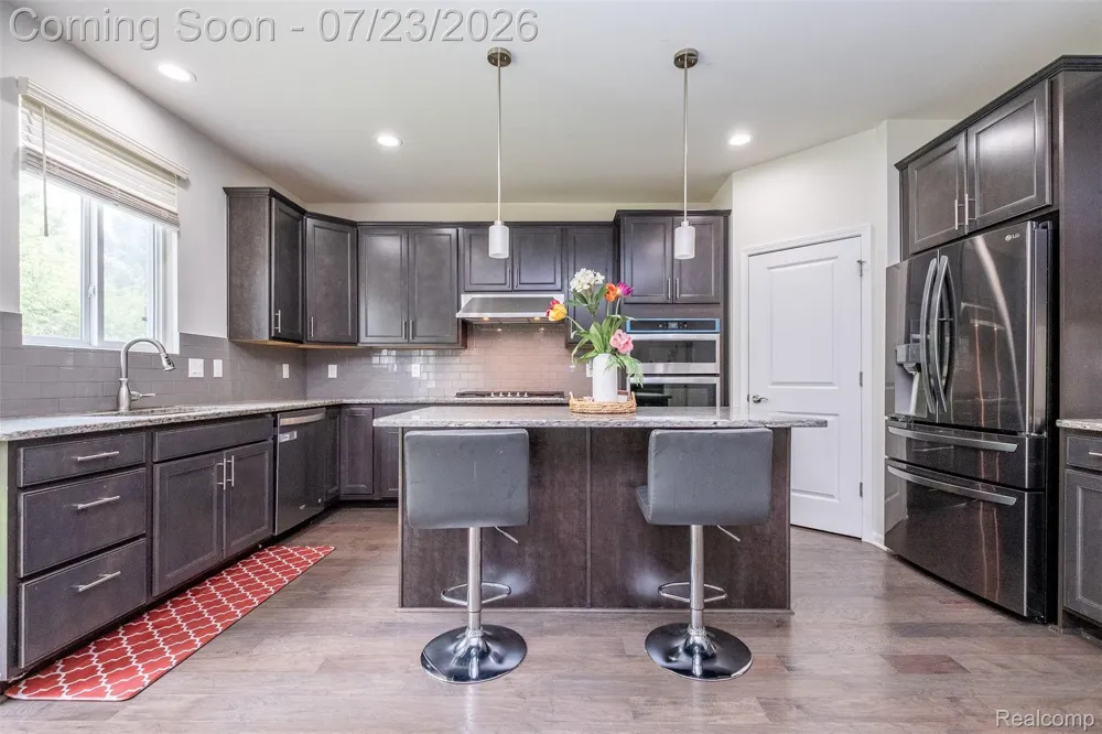 28296 Verona Drive Novi City, MI 48377