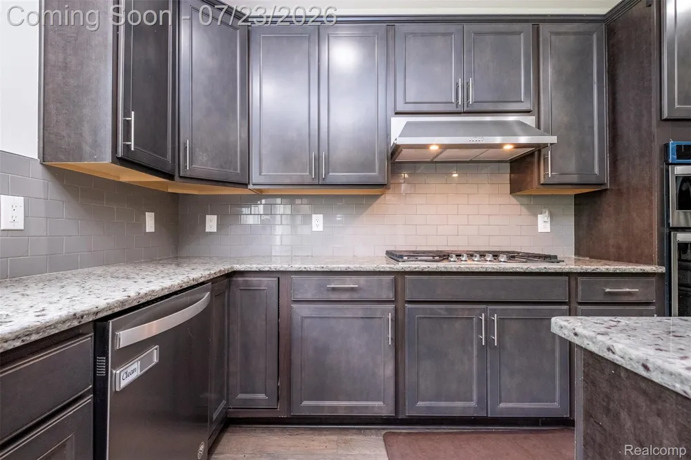 28296 Verona Drive Novi City, MI 48377