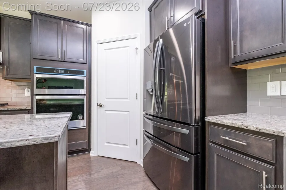 28296 Verona Drive Novi City, MI 48377