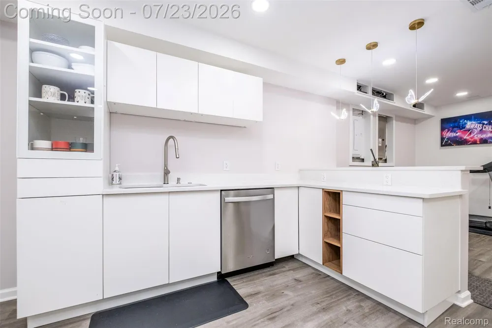 28296 Verona Drive Novi City, MI 48377