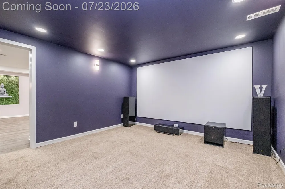 28296 Verona Drive Novi City, MI 48377