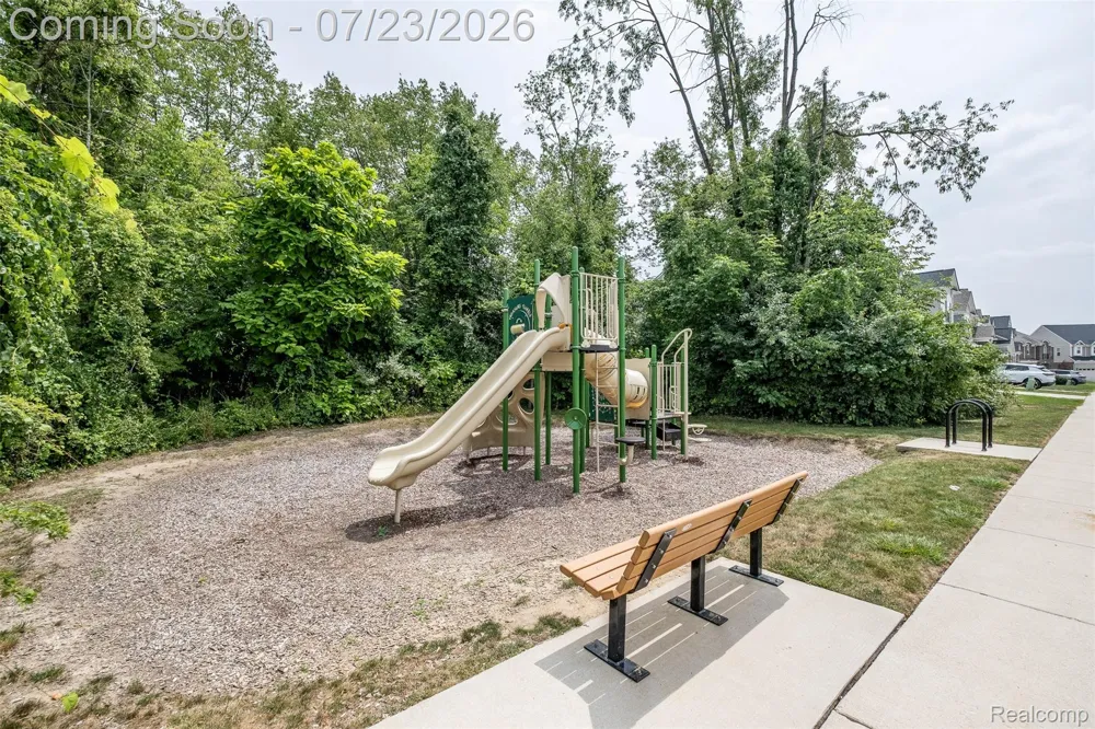 28296 Verona Drive Novi City, MI 48377