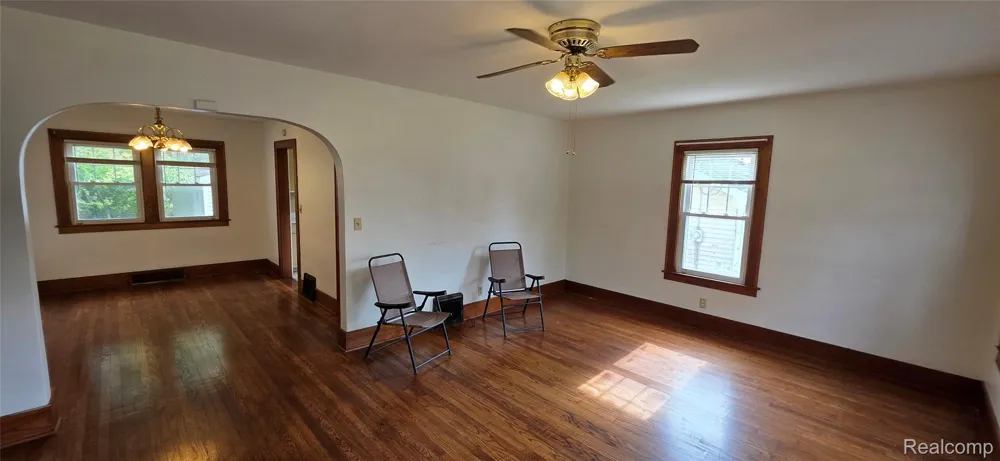724 Alexandrine Ave Avenue Mt Morris City, MI 48458