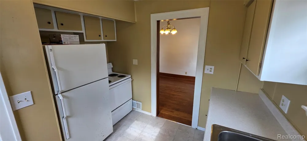 724 Alexandrine Ave Avenue Mt Morris City, MI 48458