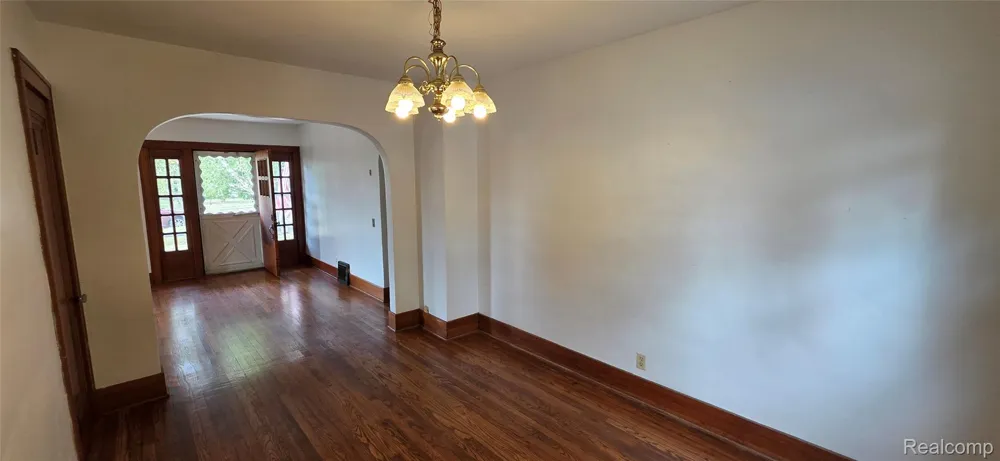 724 Alexandrine Ave Avenue Mt Morris City, MI 48458
