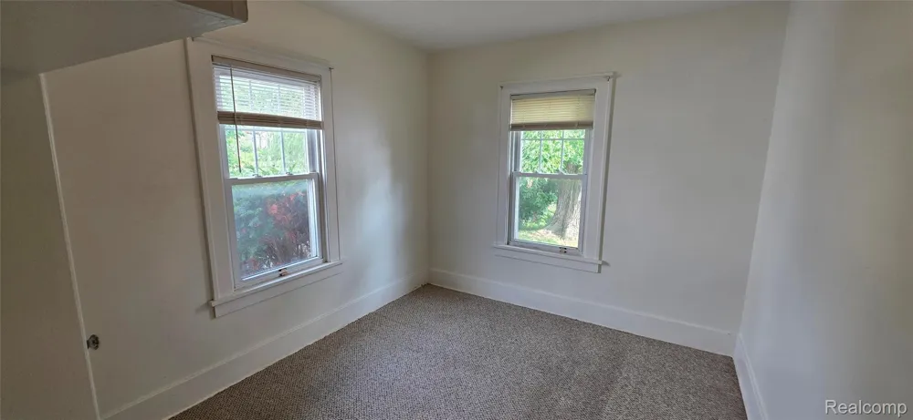 724 Alexandrine Ave Avenue Mt Morris City, MI 48458