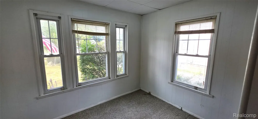 724 Alexandrine Ave Avenue Mt Morris City, MI 48458