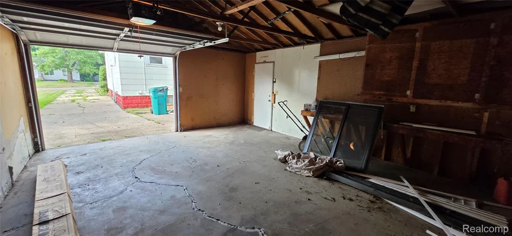 724 Alexandrine Ave Avenue Mt Morris City, MI 48458