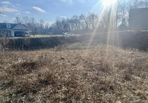 3400 Belgian LOT 7 & 8 Circle
