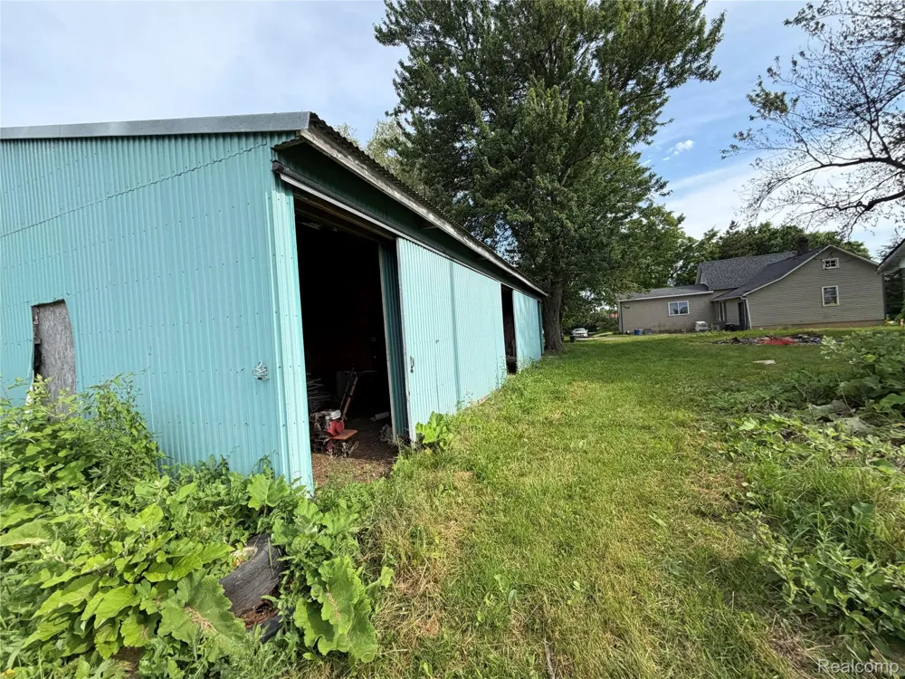 6447 Peck Road Burnside Township, MI 48416