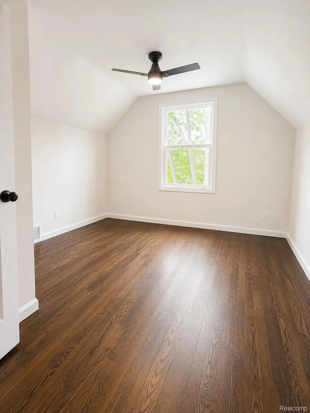 31492 Cherry Hill Road Garden City City, MI 48135