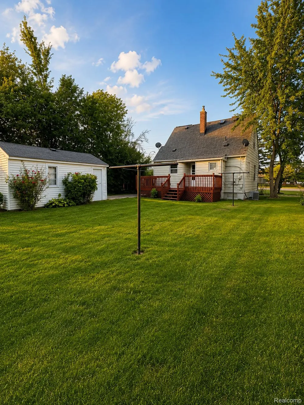 31492 Cherry Hill Road Garden City City, MI 48135