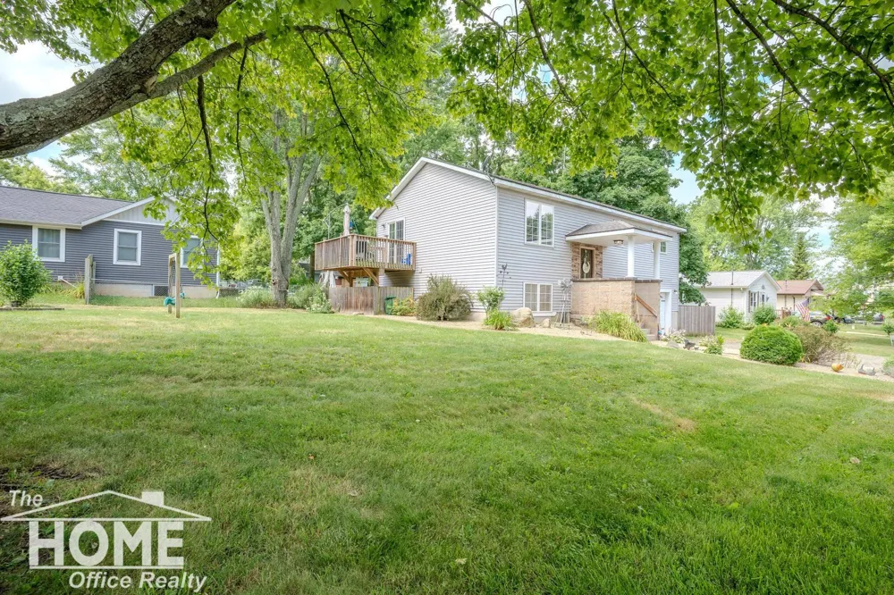 420 Sciota Street Laingsburg City, MI 48848