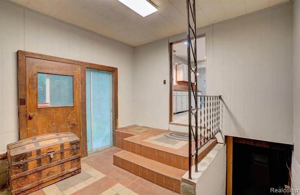 7046 Dort Highway Genesee Charter Township, MI 48458