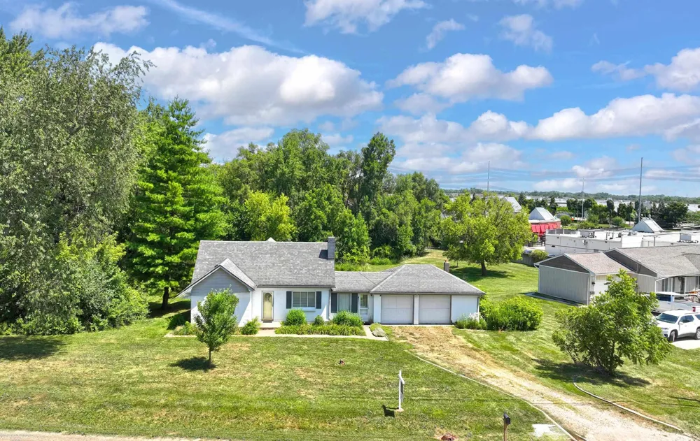 98 Shadywood Road Rochester Hills City, MI 48307