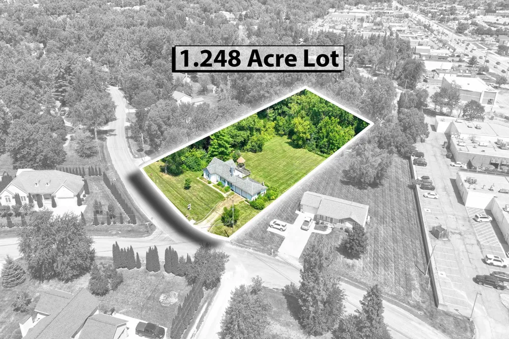98 Shadywood Road Rochester Hills City, MI 48307