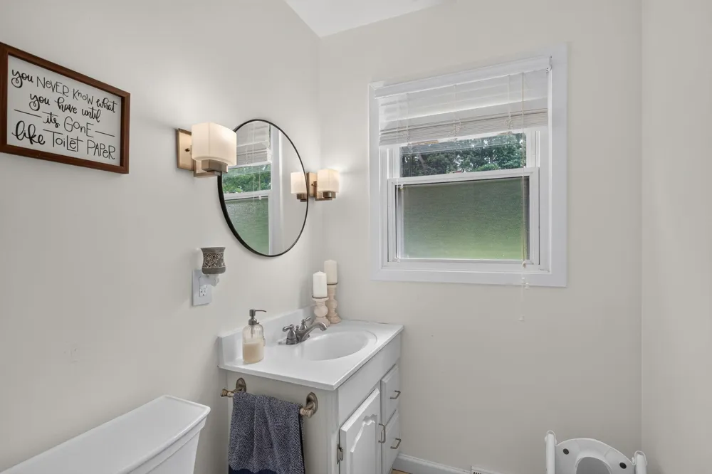 3125 Fawn Lane Blackman Charter Township, MI 49201
