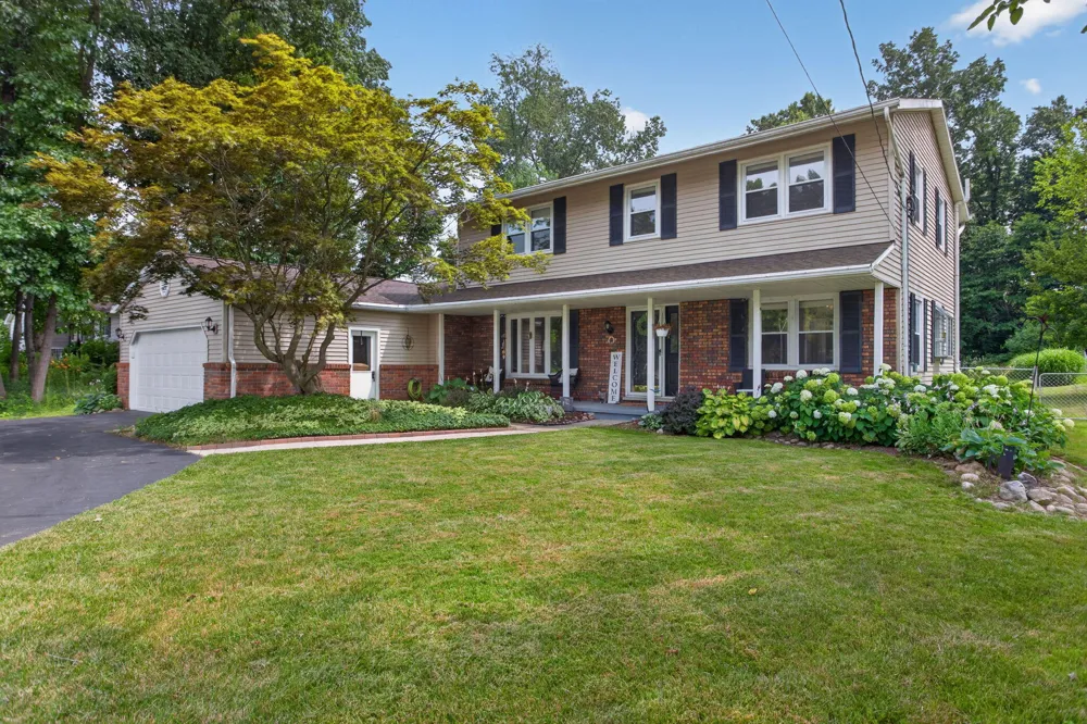3125 Fawn Lane Blackman Charter Township, MI 49201