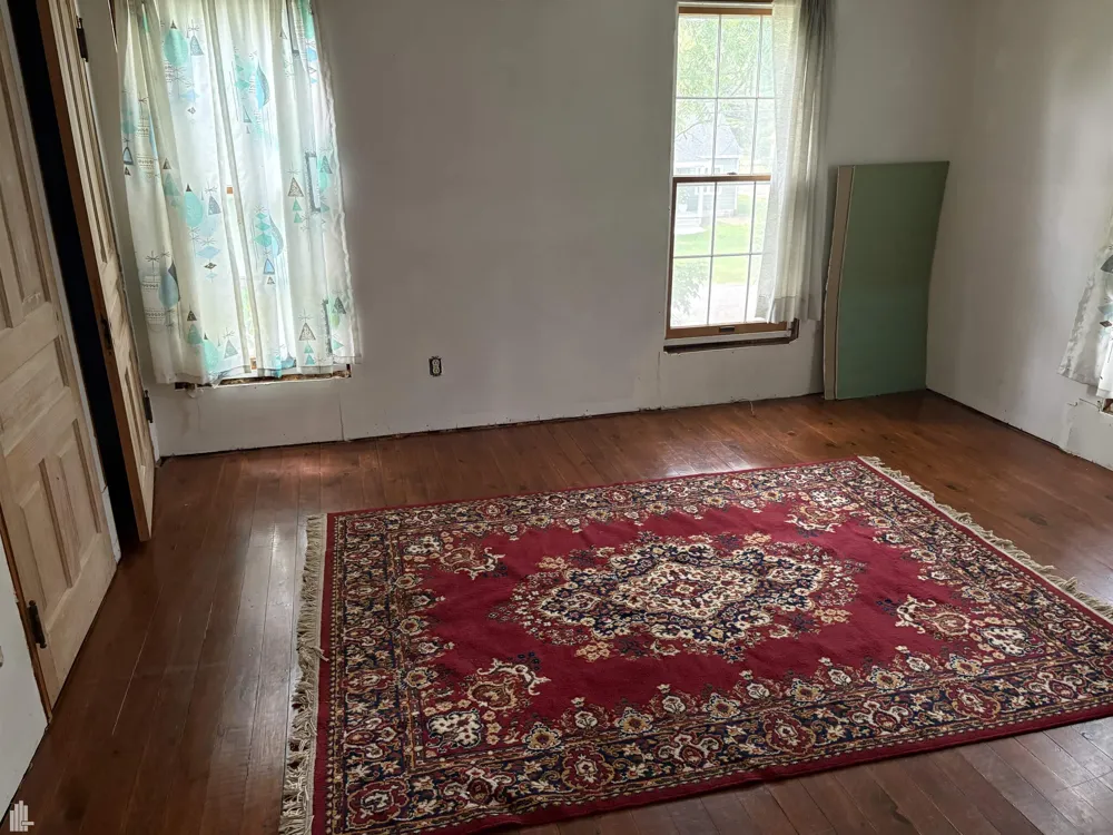 144 Washington Lake Orion Village, MI 48362