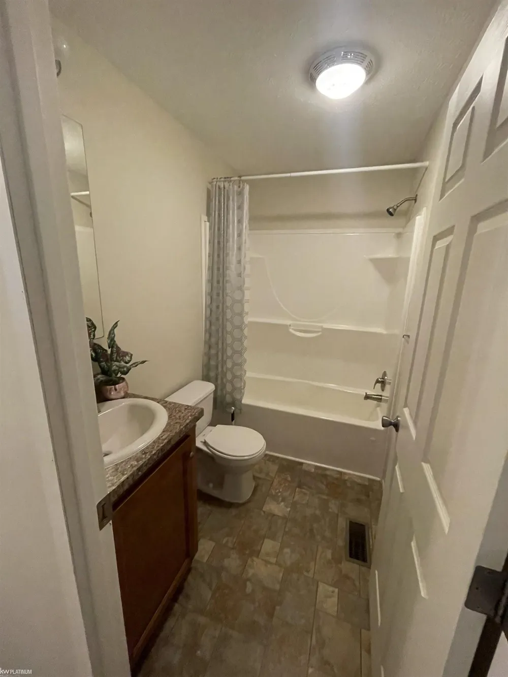 57114 Plymouth Road Washington Township, MI 48094