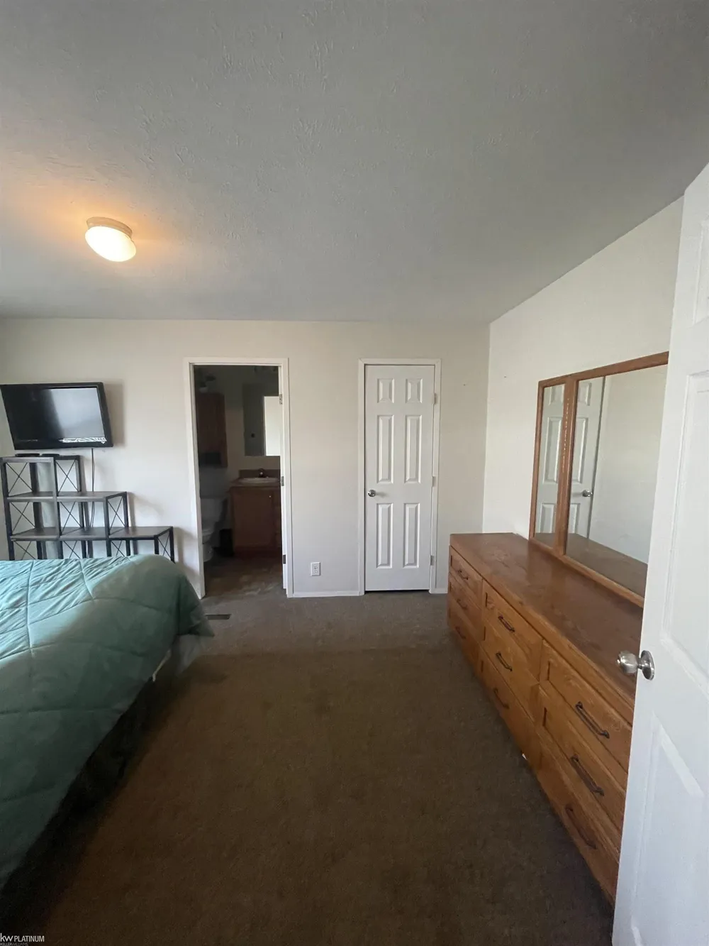 57114 Plymouth Road Washington Township, MI 48094