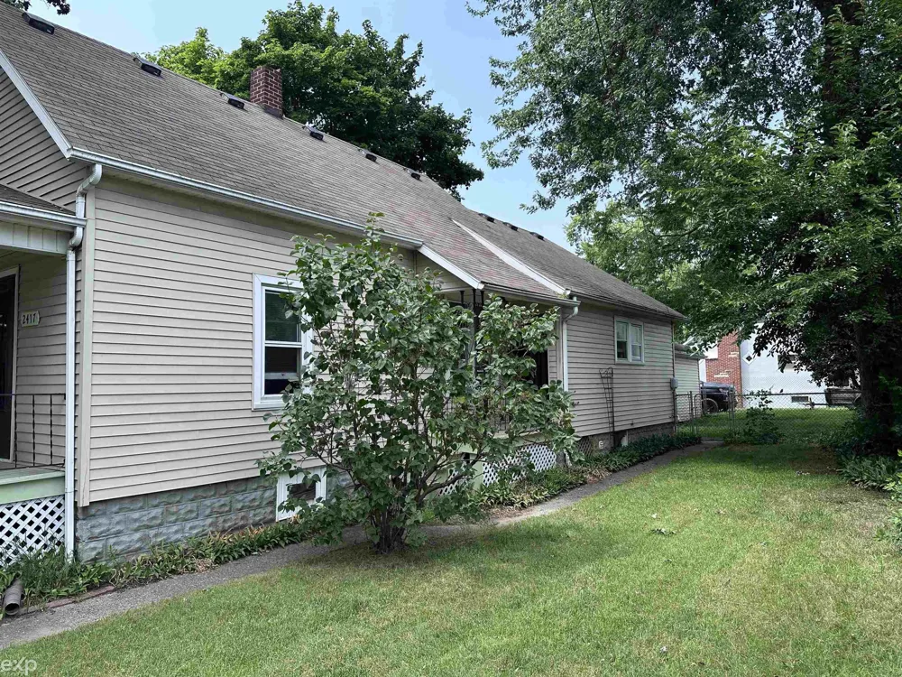2417 Division Street Port Huron Charter Township, MI 48060