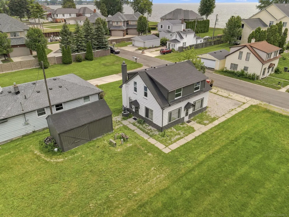 47561 Forton st Street Chesterfield Township, MI 48047