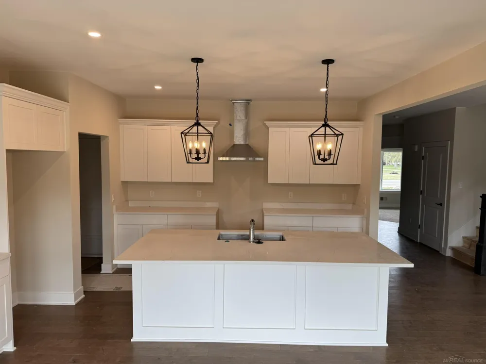 37183 Curwood Drive Sterling Heights City, MI 48310