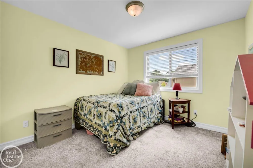 5134 Ivy Lane China Township, MI 48054