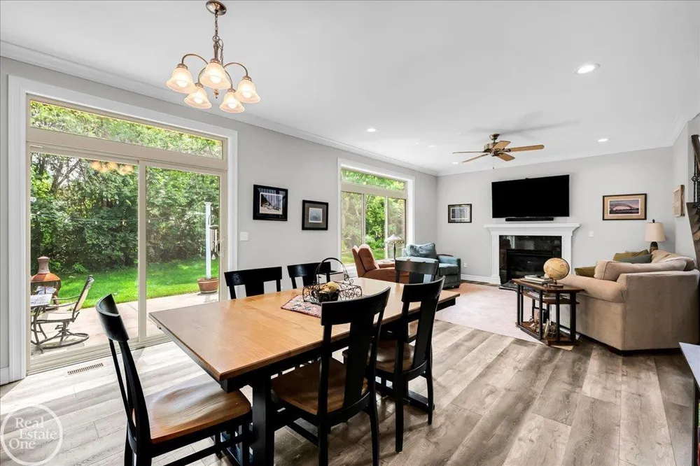 5134 Ivy Lane China Township, MI 48054