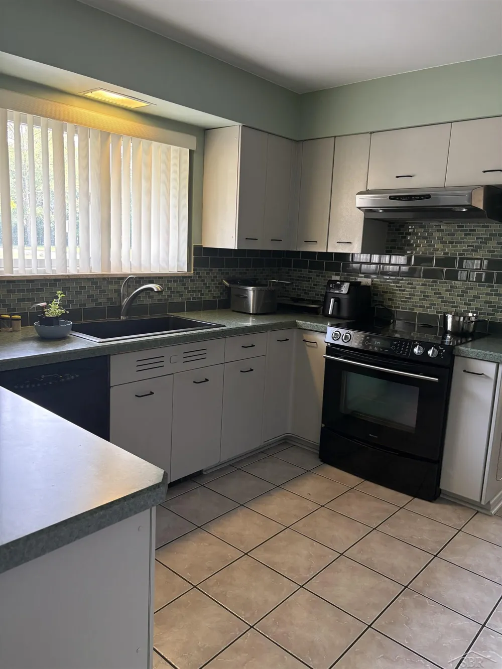 320 Superior Street Saginaw City, MI 48602