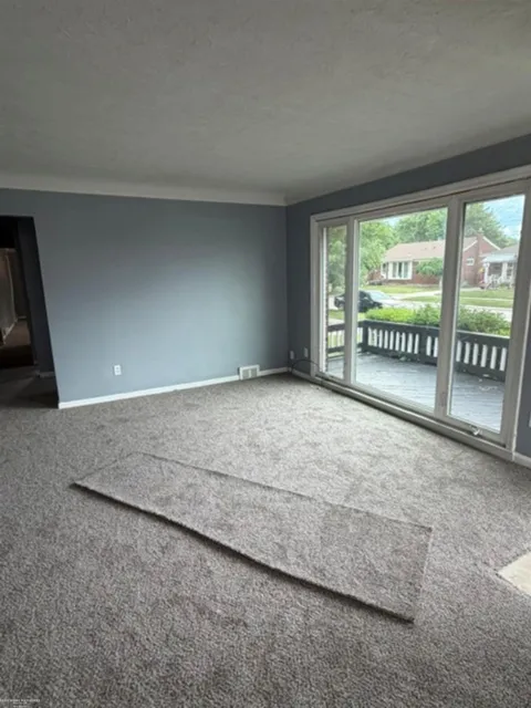 26125 Huntington Drive