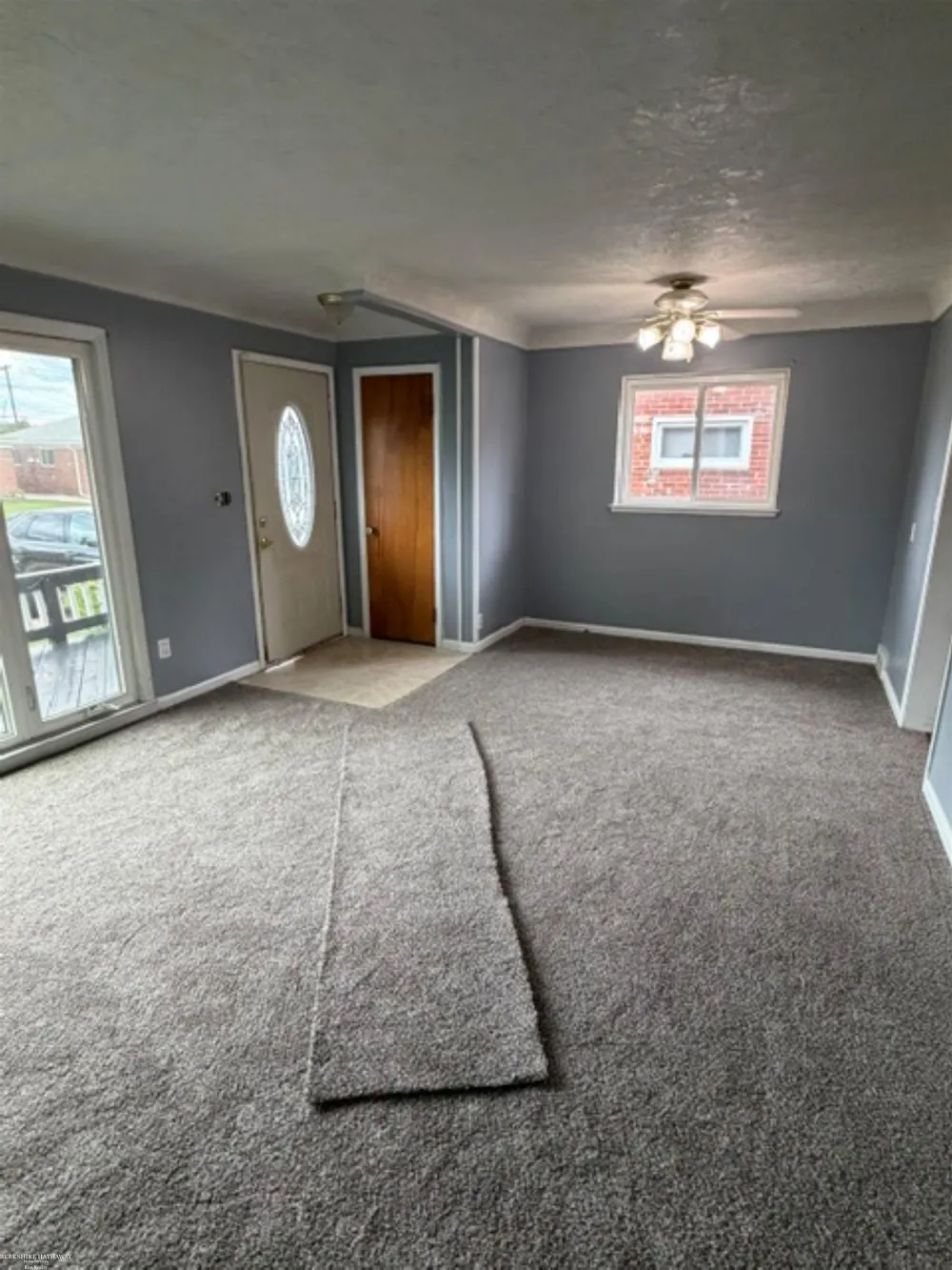 26125 Huntington Drive Roseville City, MI 48066