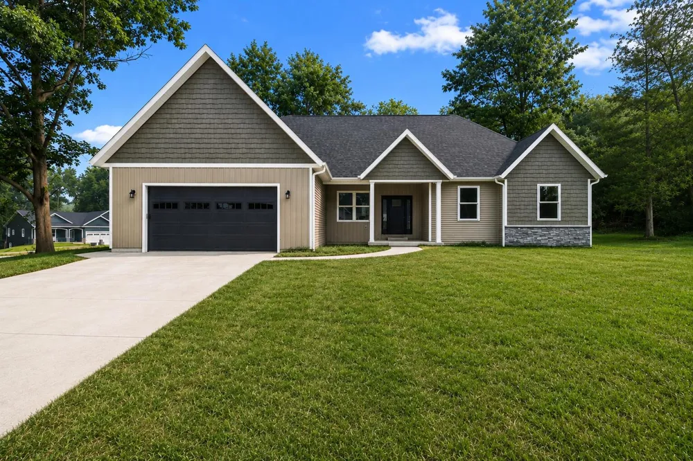 64 Arapaho Trail Coldwater City, MI 49036