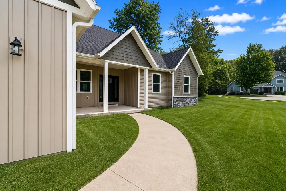 64 Arapaho Trail Coldwater City, MI 49036