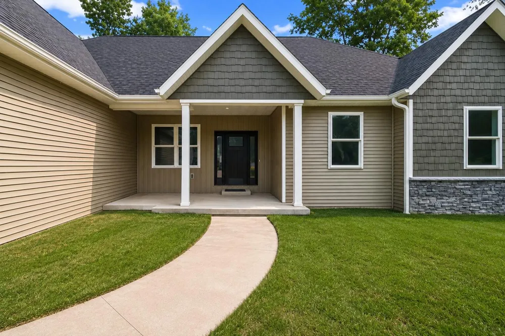 64 Arapaho Trail Coldwater City, MI 49036