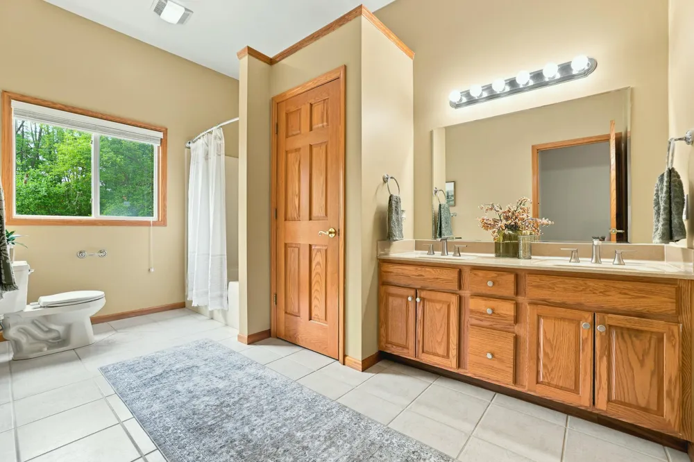 460 Buckshot Drive SW Georgetown Charter Township, MI 49418