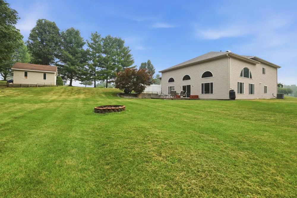 460 Buckshot Drive SW Georgetown Charter Township, MI 49418
