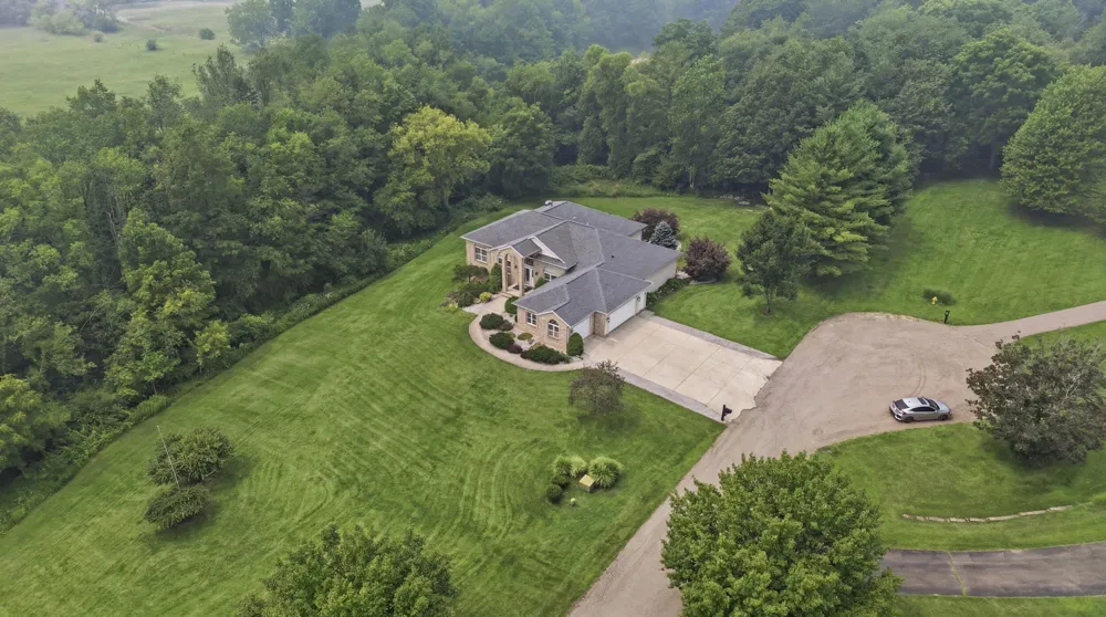 460 Buckshot Drive SW Georgetown Charter Township, MI 49418
