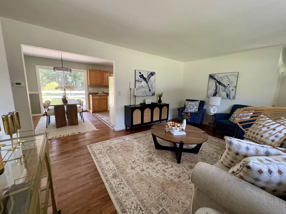 11141 Woodbushe Drive SE Lowell Charter Township, MI 49331