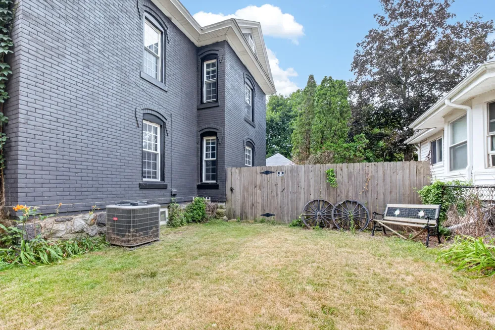 66 Magnolia Avenue Battle Creek City, MI 49017